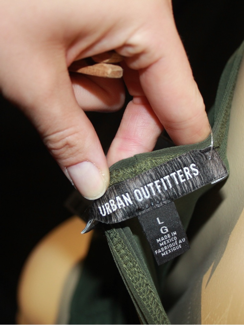 Strapless Ruched Tube Top - Picture 4 of 4